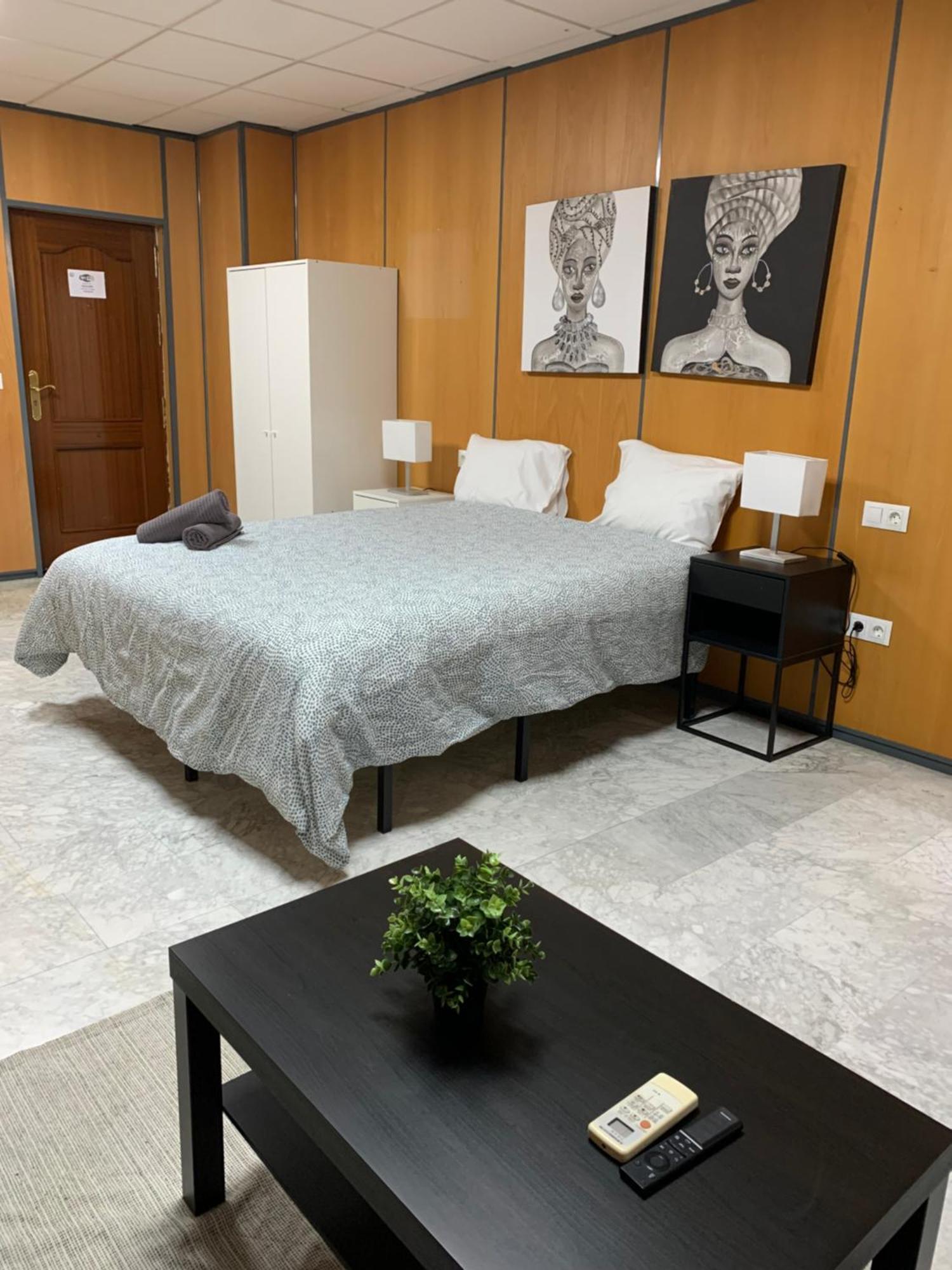 Soho Apartments Malaga Bagian luar foto