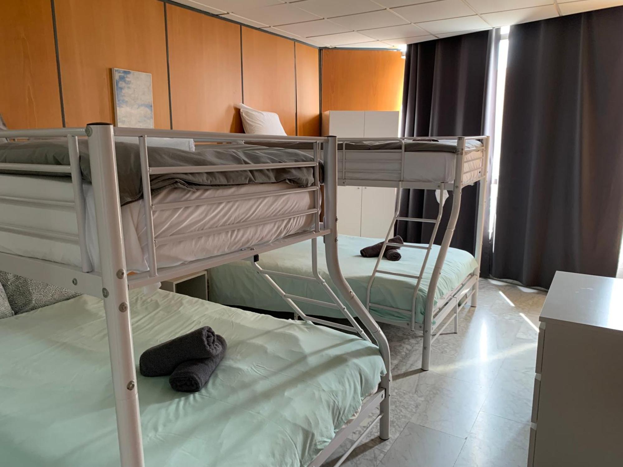 Soho Apartments Malaga Bagian luar foto